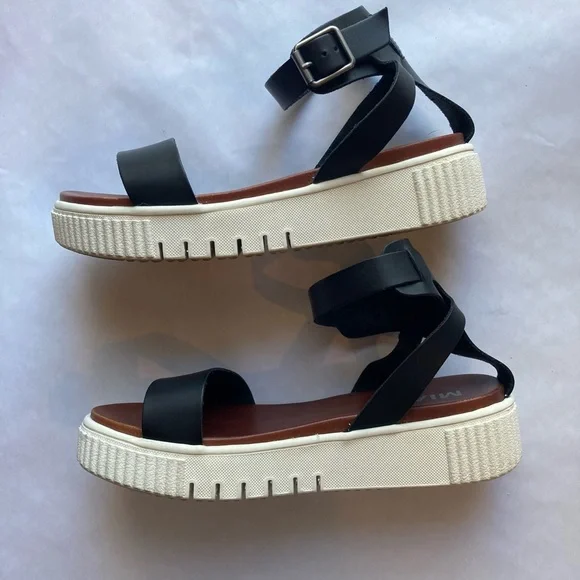 MIA Lunna Wedge Faux Leather Ankle Strap Flatform Comfort Sandal - Picture 6 of 7